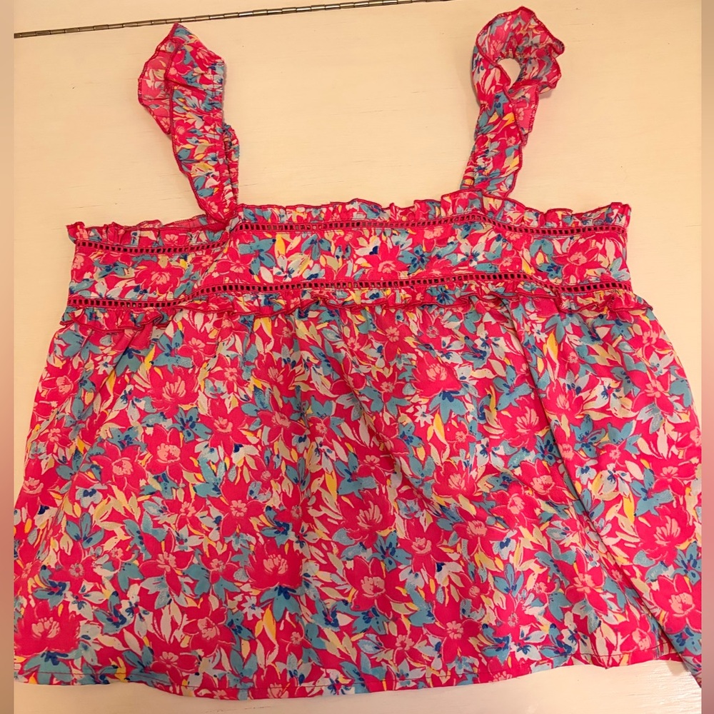 Floral Print Sleeveless Top